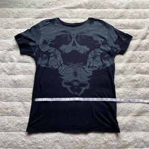 Rock & Republic Black Short Sleeve Tee with Ornate Graphic